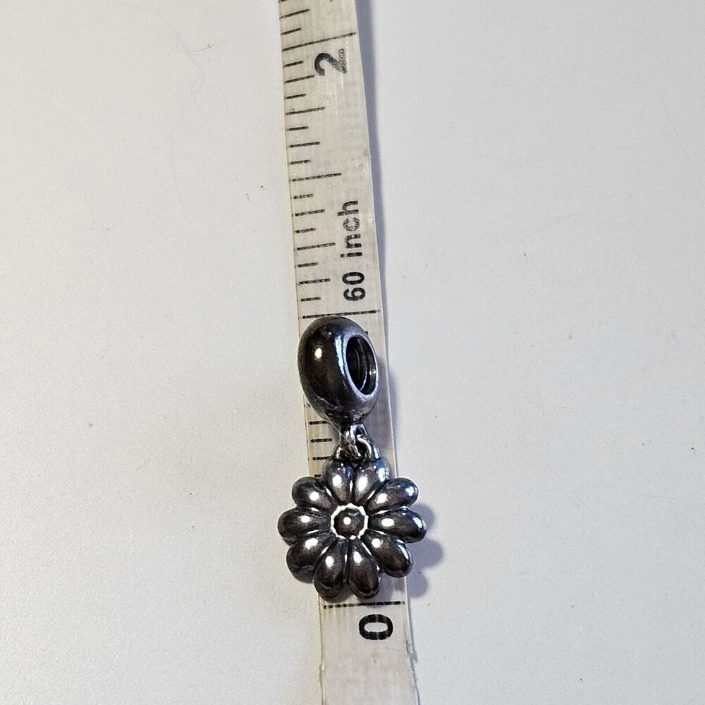 *Sale* Pandora Oopsie Daisy dangle - Picture 9 of 11